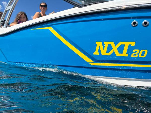 2015 MasterCraft, dovoz USA — foto 5 z 12