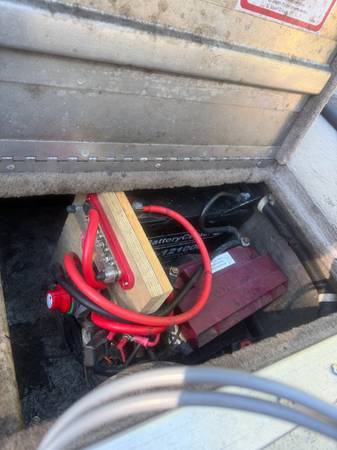 2005 Tracker, dovoz USA — foto 7 z 10