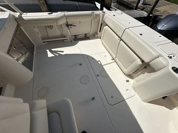 2016 Grady-White, biela, dovoz USA — foto 11 z 12