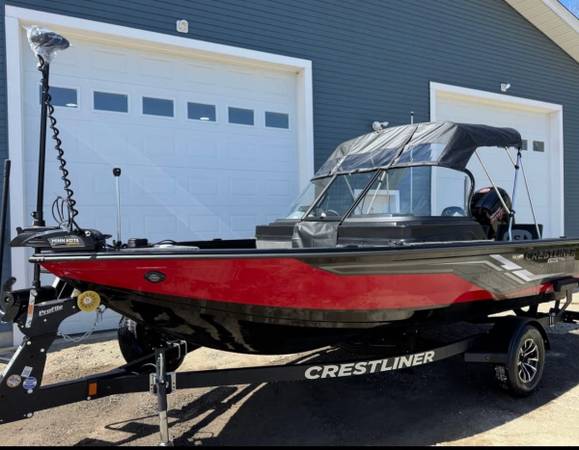 Crestliner, dovoz USA — foto 1