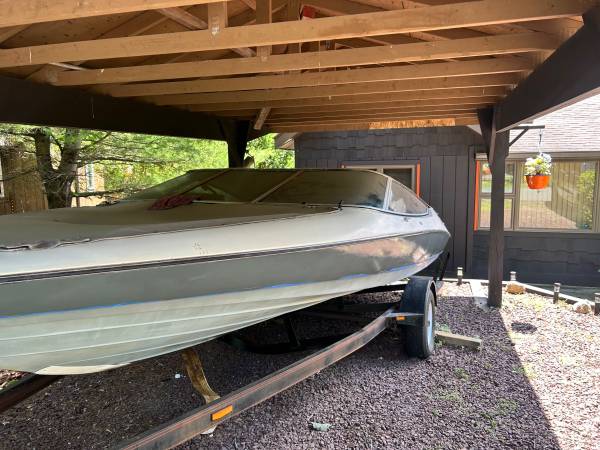 1989 Bayliner, dovoz USA — foto 8 z 12