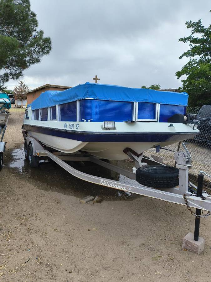 Hurricane, dovoz USA — foto 4 z 8