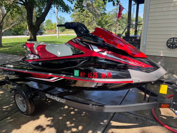 2016 Yamaha, dovoz USA — foto 1 z 4 2016 Yamaha, dovoz USA — foto 1 z 4