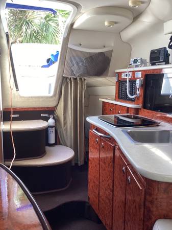 2003 Bayliner, dovoz USA — foto 8 z 12