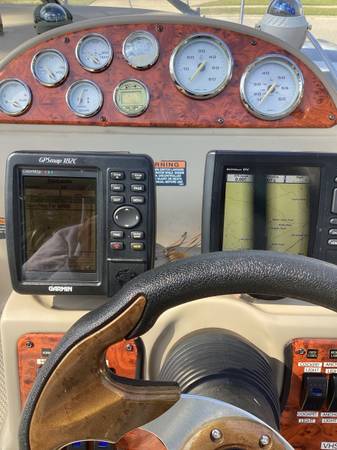 2003 Bayliner, dovoz USA — foto 9 z 12
