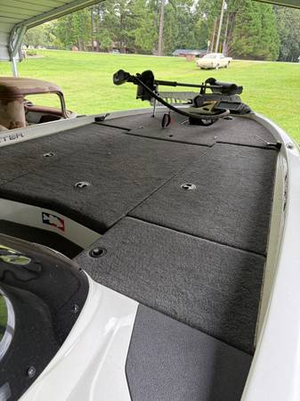 2015 Skeeter, dovoz USA — foto 9 z 12