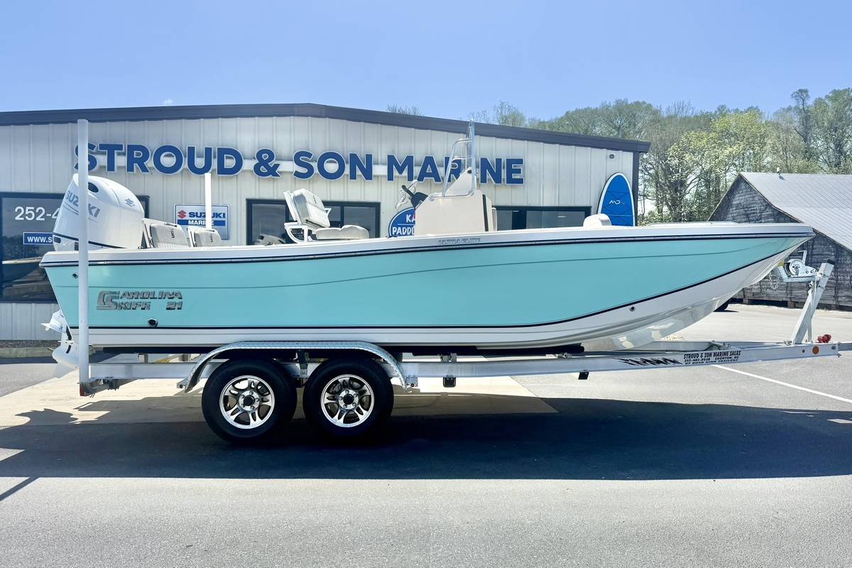 2026 Boston Whaler, dovoz USA — foto 7 z 12