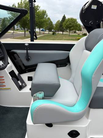2021 MasterCraft, dovoz USA — foto 12 z 12