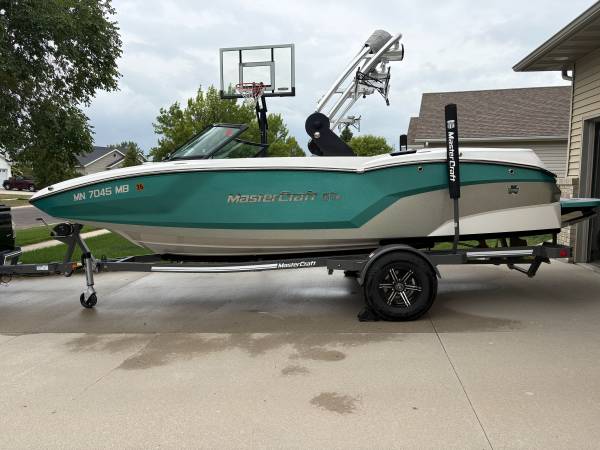 2021 MasterCraft, dovoz USA — foto 2 z 12