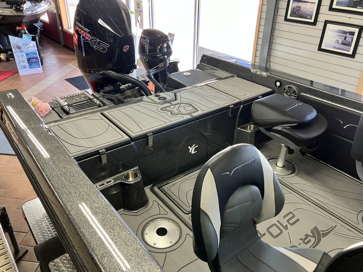 2026 Tracker, dovoz USA — foto 6 z 12