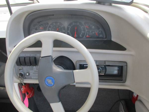 1995 Four Winns, dovoz USA — foto 7 z 11