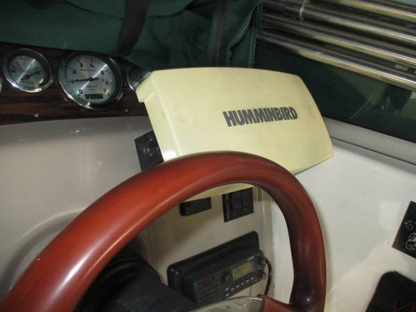 1999 Chaparral, dovoz USA — foto 8 z 12
