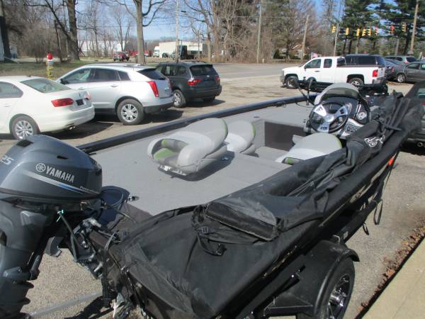 2023 Yamaha, dovoz USA — foto 5 z 12