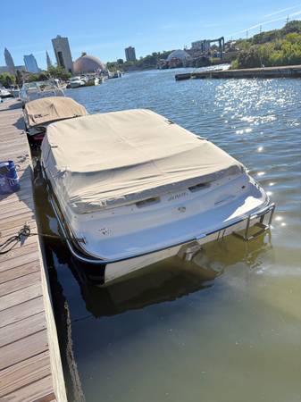 2004 EdgeWater, dovoz USA — foto 9 z 12