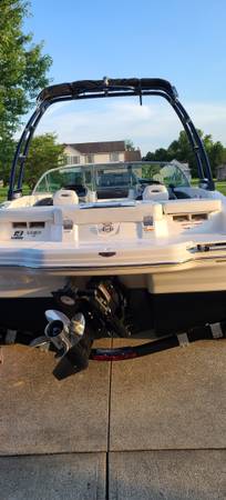 2016 Chaparral, dovoz USA — foto 4 z 12