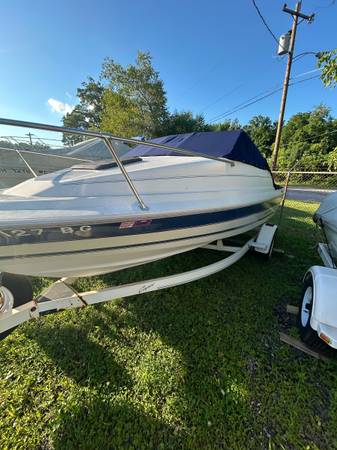 1996 Bayliner, dovoz USA — foto 1