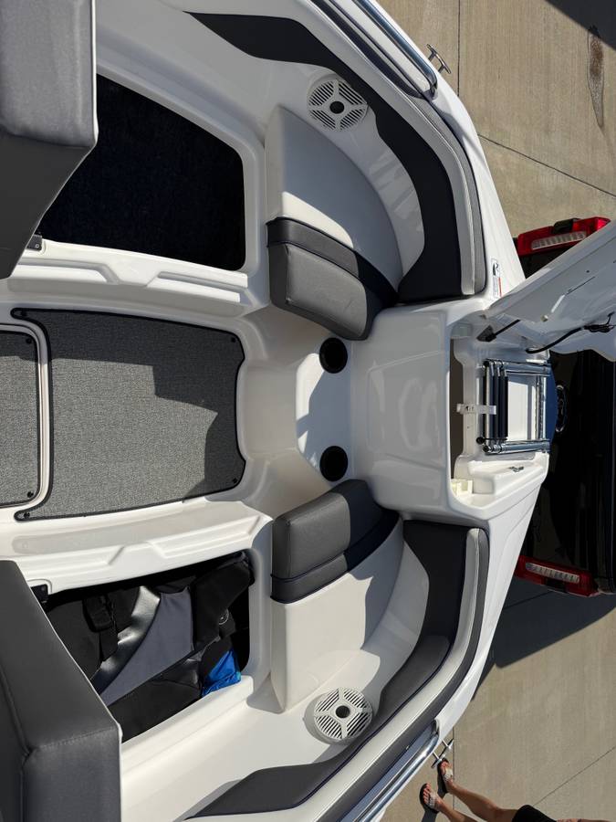 2020 Yamaha, dovoz USA — foto 4 z 12
