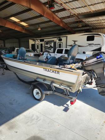 Tracker, dovoz USA — foto 2 z 6
