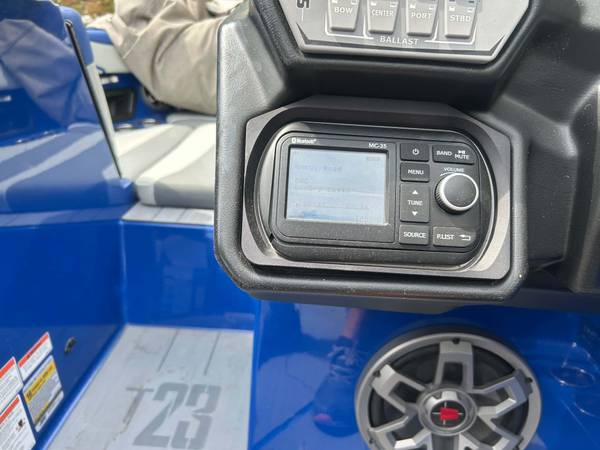 2021 Axis, dovoz USA — foto 7 z 12
