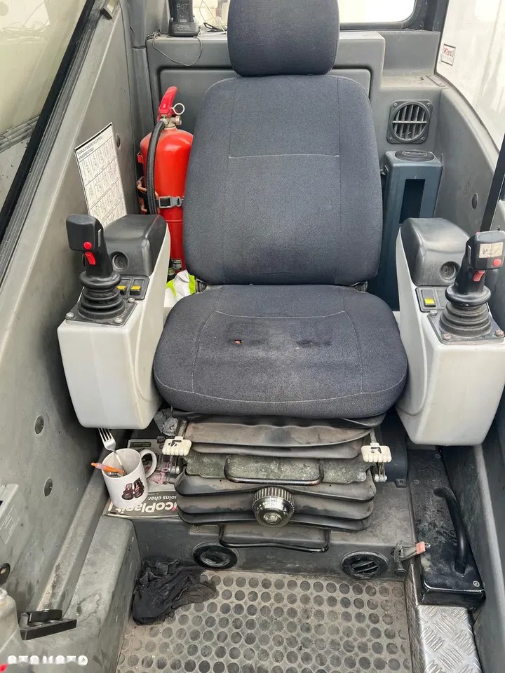 2014 Grove GMK 4080, 11 000 mth, dovoz Skladom v EÚ — foto 8 z 10