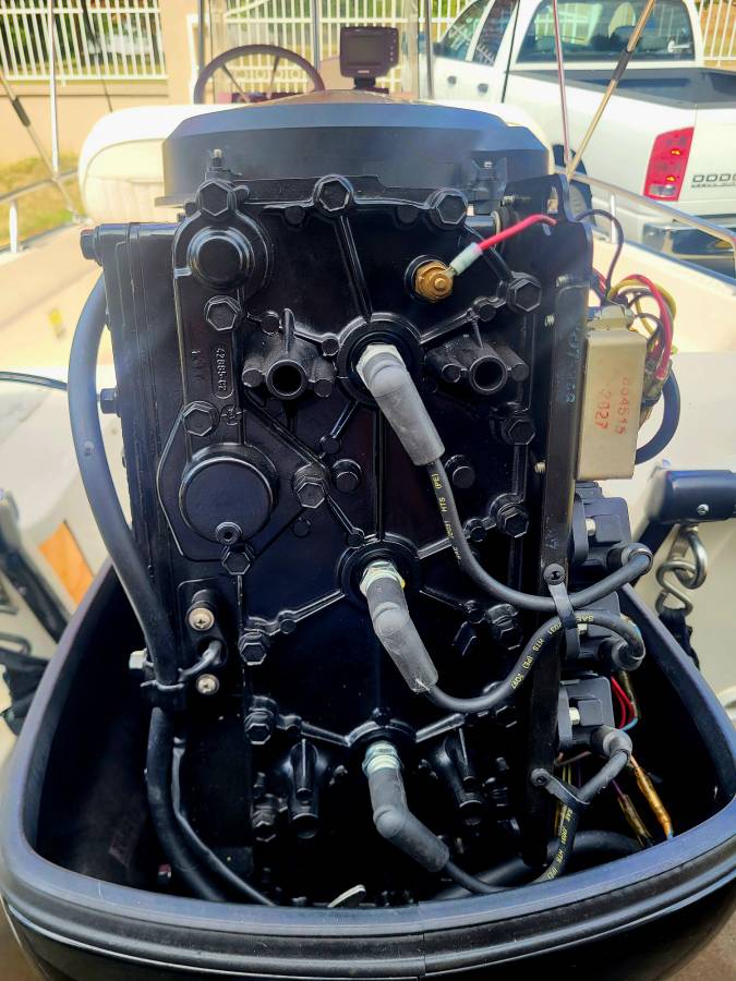 1998 Boston Whaler, dovoz USA — foto 12 z 12