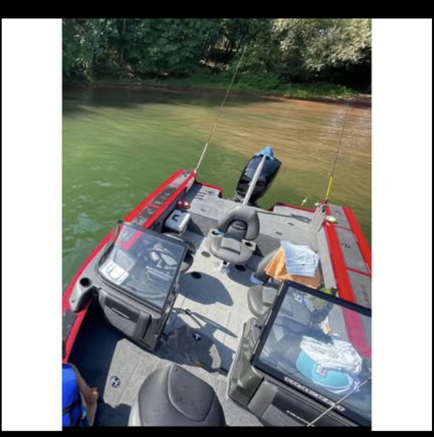 2020 Tracker, dovoz USA — foto 5 z 5