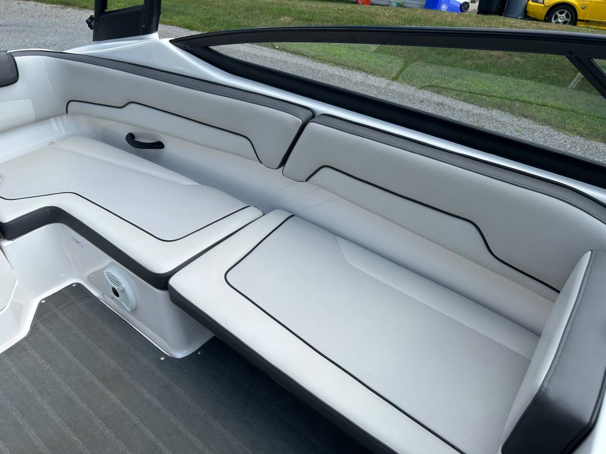 2020 Yamaha, dovoz USA — foto 11 z 12