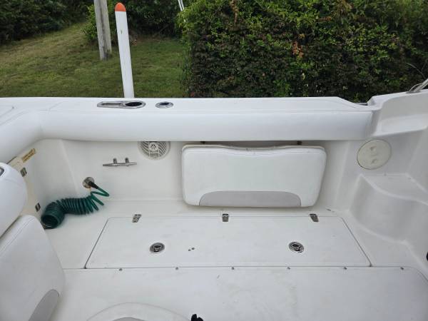 Boston Whaler, dovoz USA — foto 12 z 12