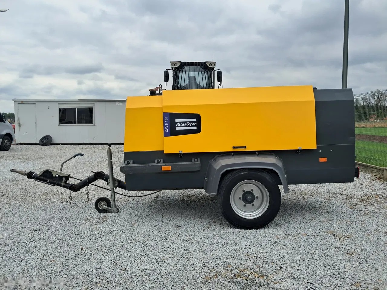 2016 Atlas Copco XAVHS 186, 3 376 mth, dovoz Skladom v EÚ — foto 4 z 11