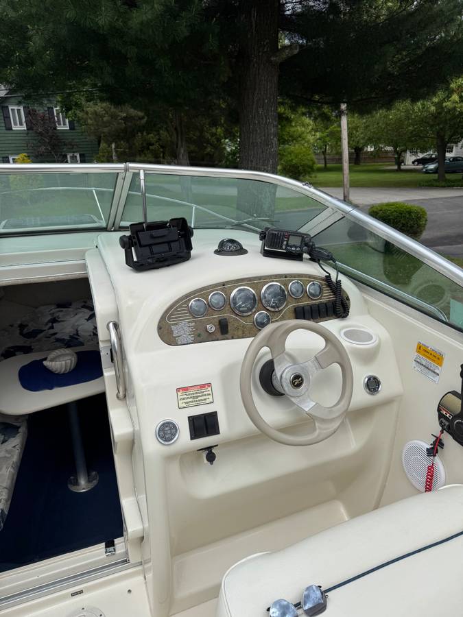 2000 Sea Ray, dovoz USA — foto 5 z 9