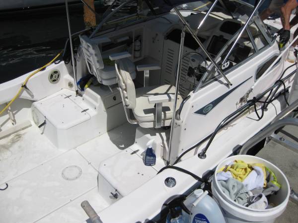 Grady-White, biela, dovoz USA — foto 4 z 9