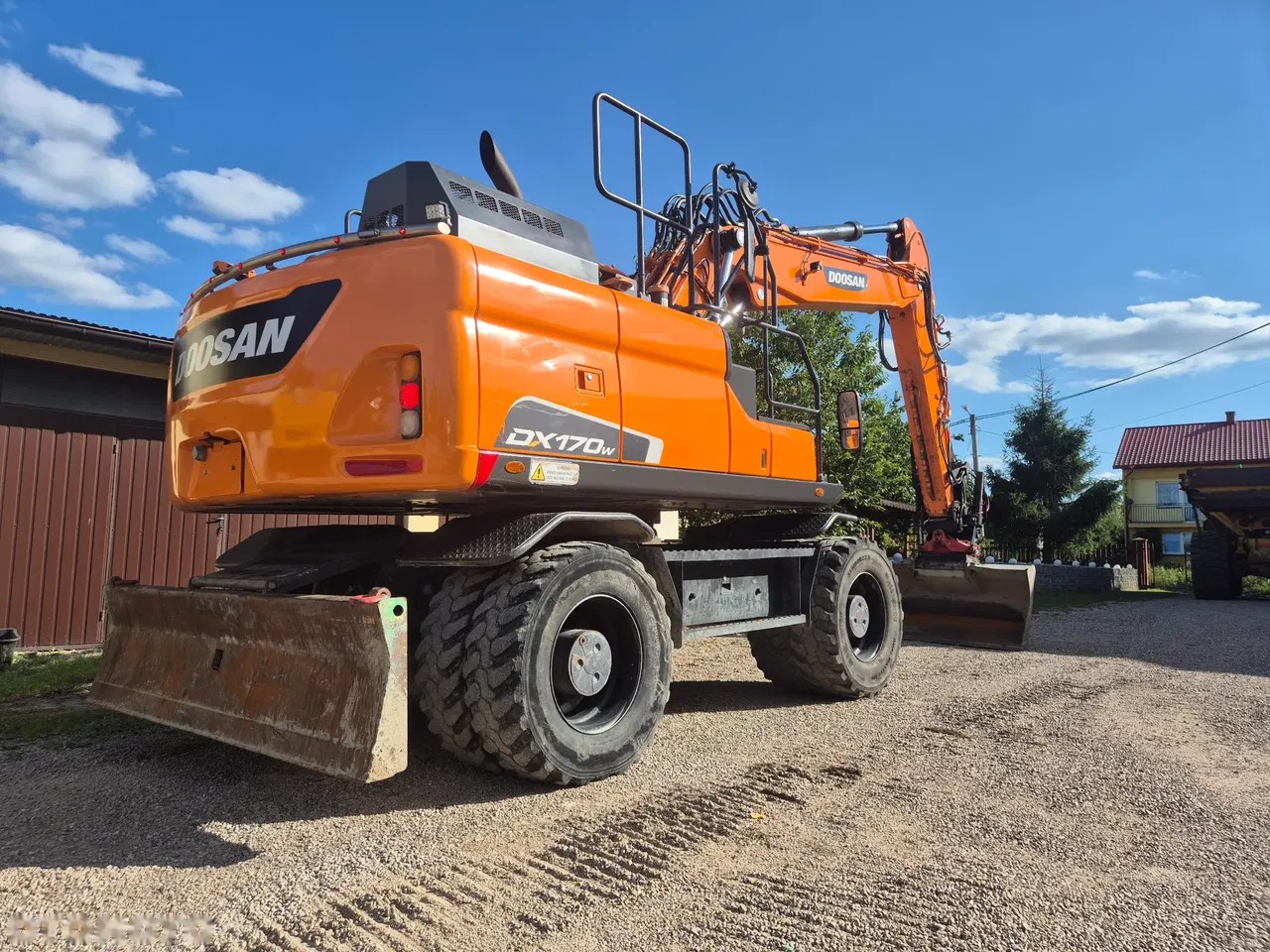 2020 Doosan DX 170 W, 9 900 mth, dovoz Skladom v EÚ — foto 1 | AMECAR 2020 Doosan DX 170 W, 9 900 mth, dovoz Skladom v EÚ — foto 1
