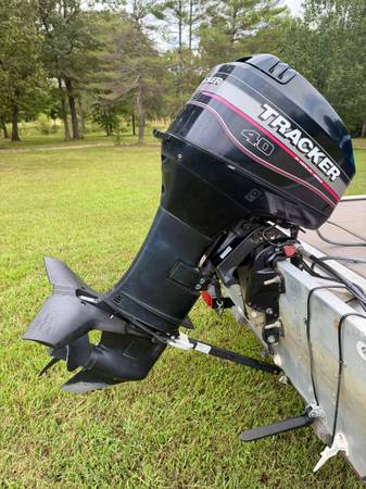 2001 Tracker, dovoz USA — foto 5 z 12