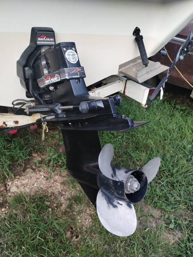 1993 Sea Ray, dovoz USA — foto 4 z 12