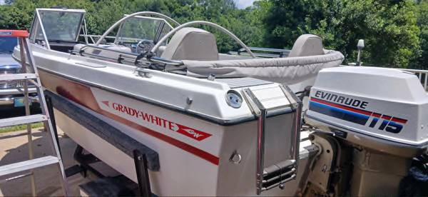 Grady-White, biela, dovoz USA — foto 4 z 12