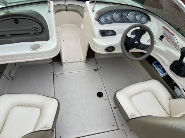 2006 Sea Ray, dovoz USA — foto 4 z 6