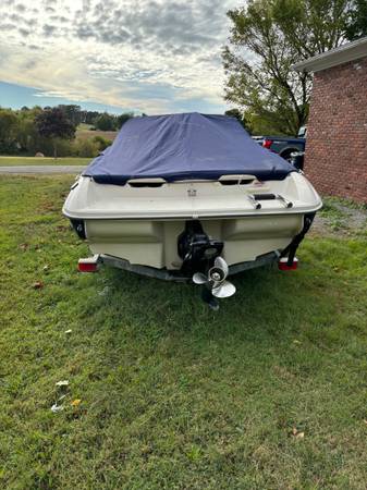 2006 Sea Ray, dovoz USA — foto 6 z 6