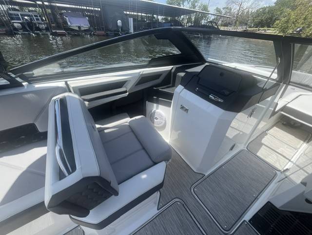 2022 Cobalt, dovoz USA — foto 10 z 12