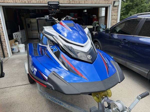 Yamaha, dovoz USA — foto 1 z 12 Yamaha, dovoz USA — foto 1 z 12