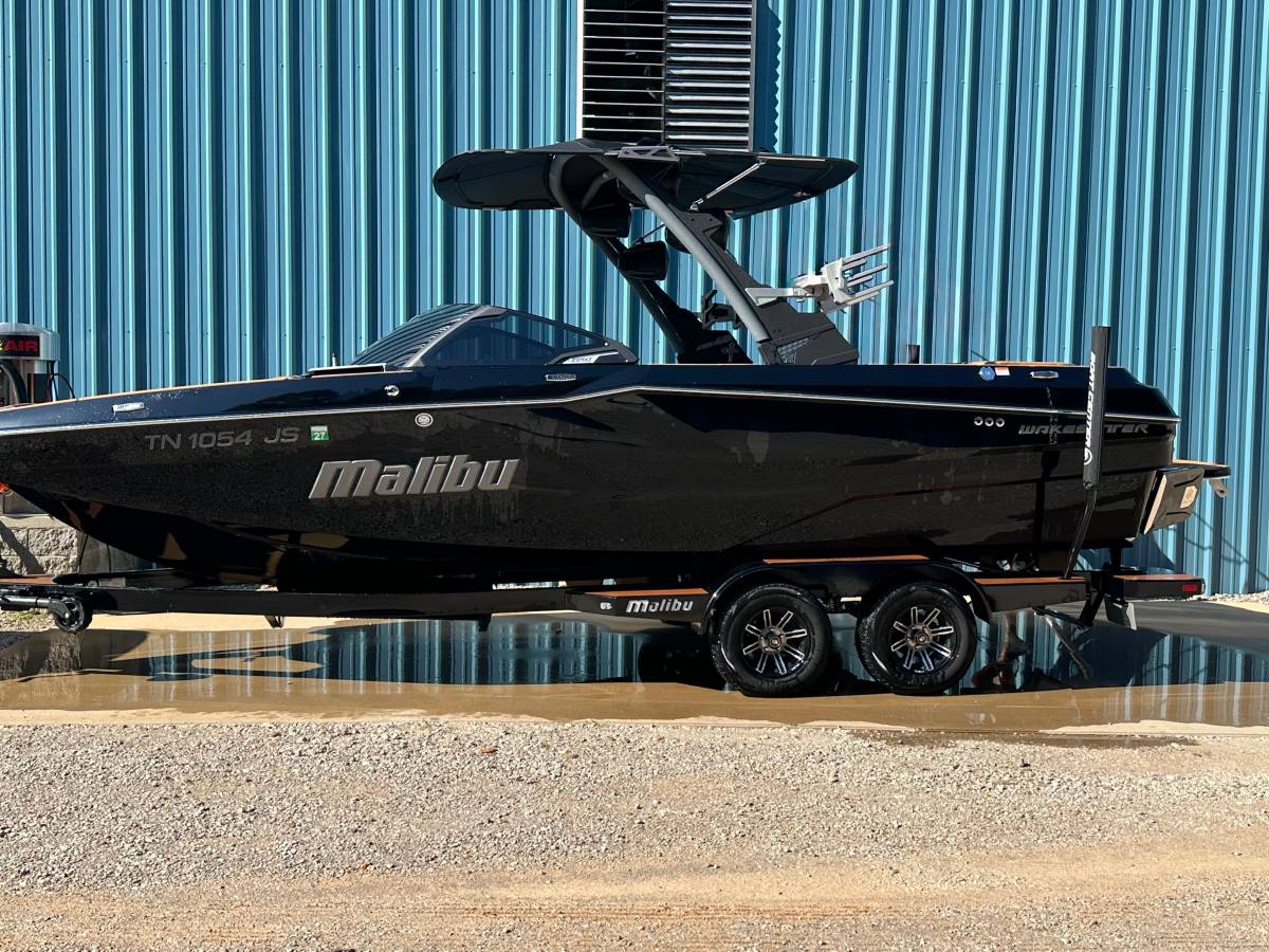 2025 Malibu, dovoz USA — foto 7 z 12
