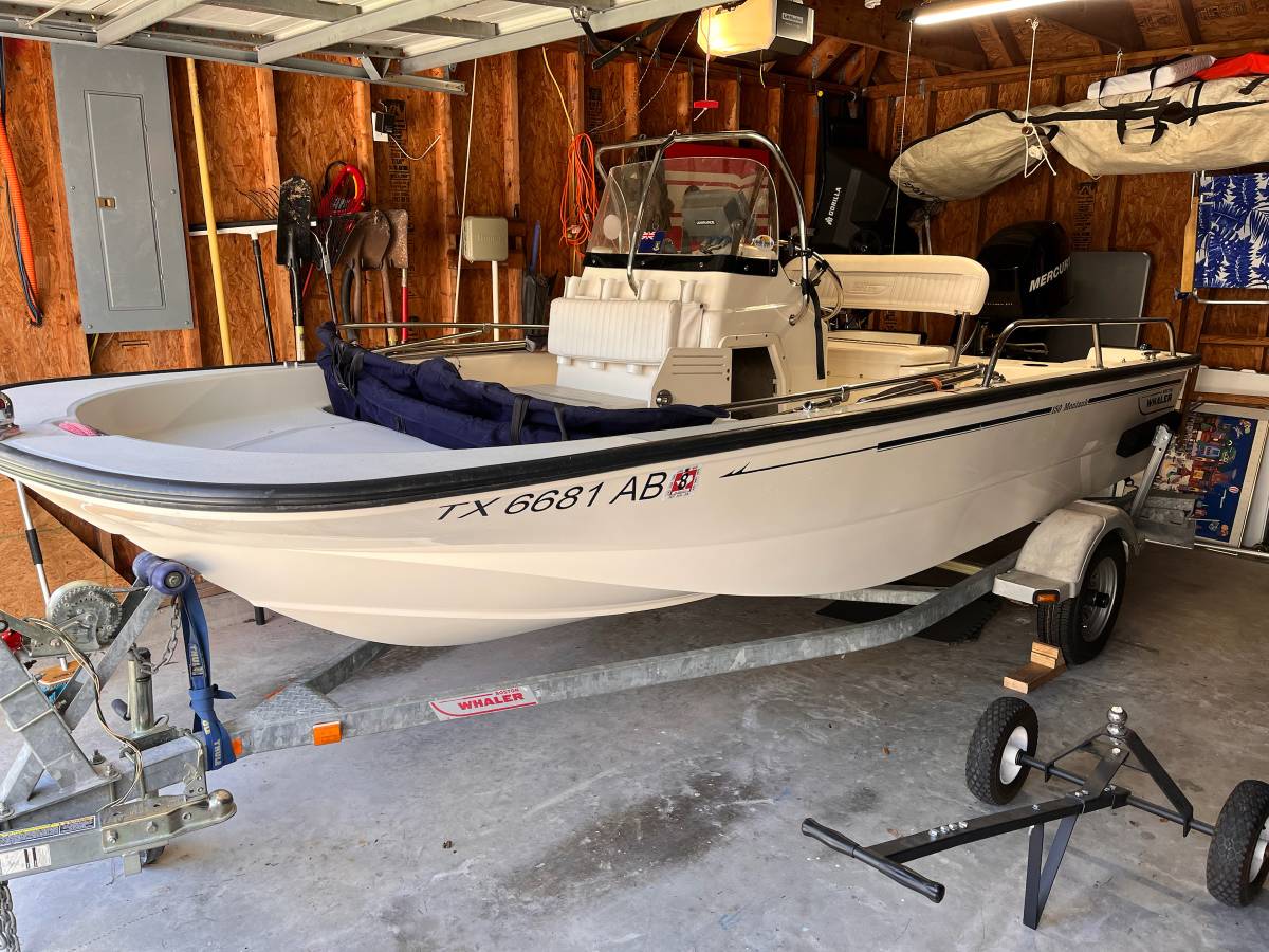 2006 Boston Whaler, dovoz USA — foto 2 z 7