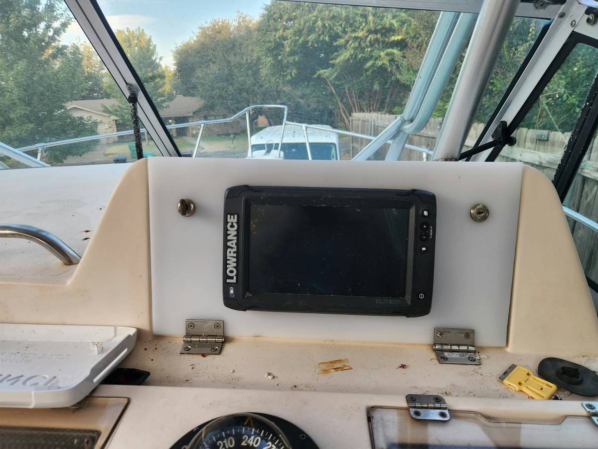 2001 Grady-White, biela, dovoz USA — foto 10 z 11