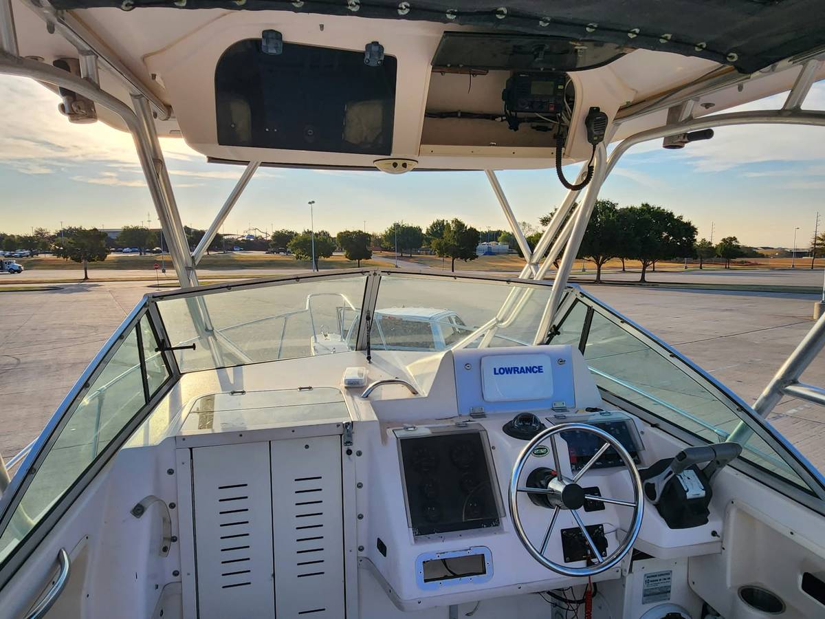 2001 Grady-White, biela, dovoz USA — foto 4 z 11