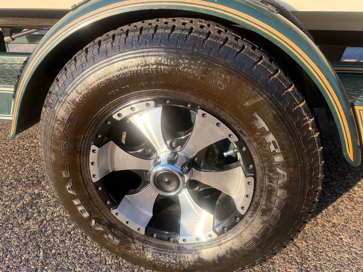 Malibu, dovoz USA — foto 11 z 12