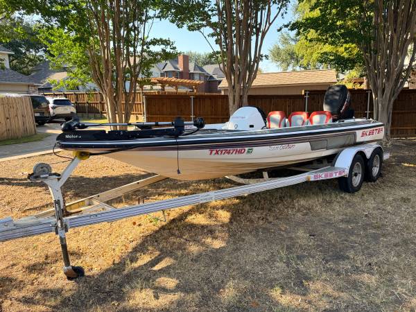 1994 Skeeter, dovoz USA — foto 1 z 11 1994 Skeeter, dovoz USA — foto 1 z 11