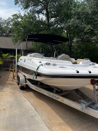 2017 Hurricane, dovoz USA — foto 1 z 6 2017 Hurricane, dovoz USA — foto 1 z 6
