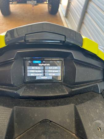 2021 Yamaha, dovoz USA — foto 4 z 5