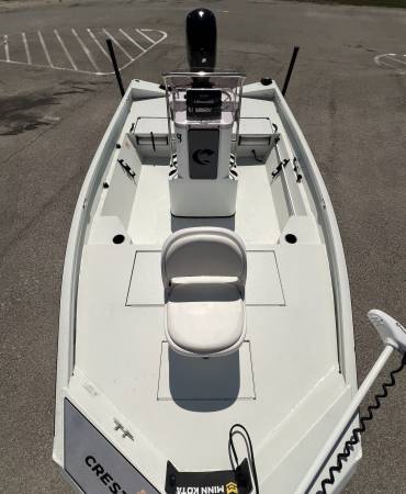 2022 Crestliner, dovoz USA — foto 8 z 12