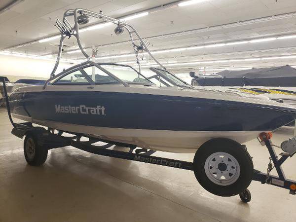 2002 MasterCraft, dovoz USA — foto 1