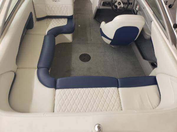 2002 MasterCraft, dovoz USA — foto 2 z 8